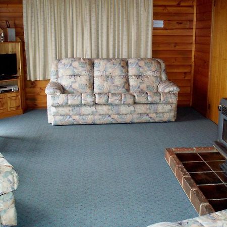 Highland Cabins And Cottages At Bronte Park エクステリア 写真